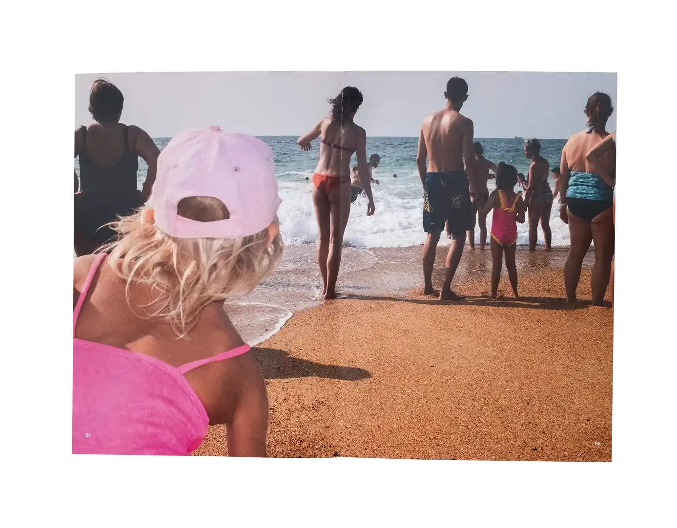 Shop > Dérive - Matthieu Laporte - Photographe & designer visuel - Matthieu Laporte développe une pratique indépendante à la croisée du design graphique, de l’image et de la narration visuelle.