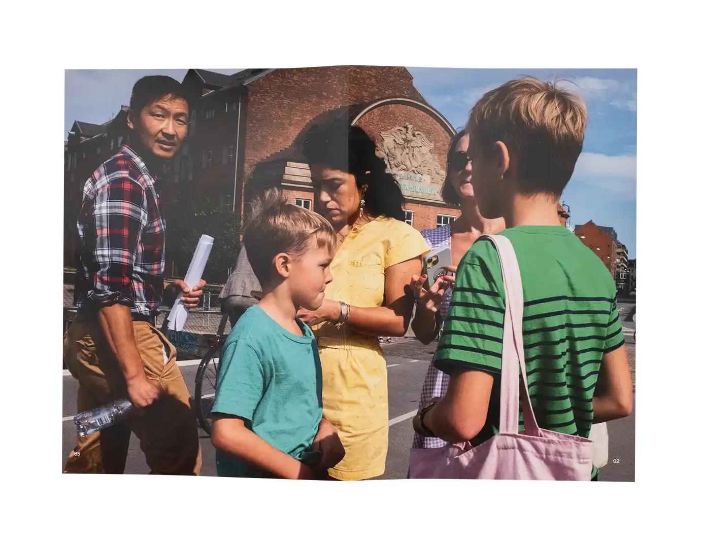 Shop > Dérive - Matthieu Laporte - Photographe & designer visuel - Matthieu Laporte développe une pratique indépendante à la croisée du design graphique, de l’image et de la narration visuelle.